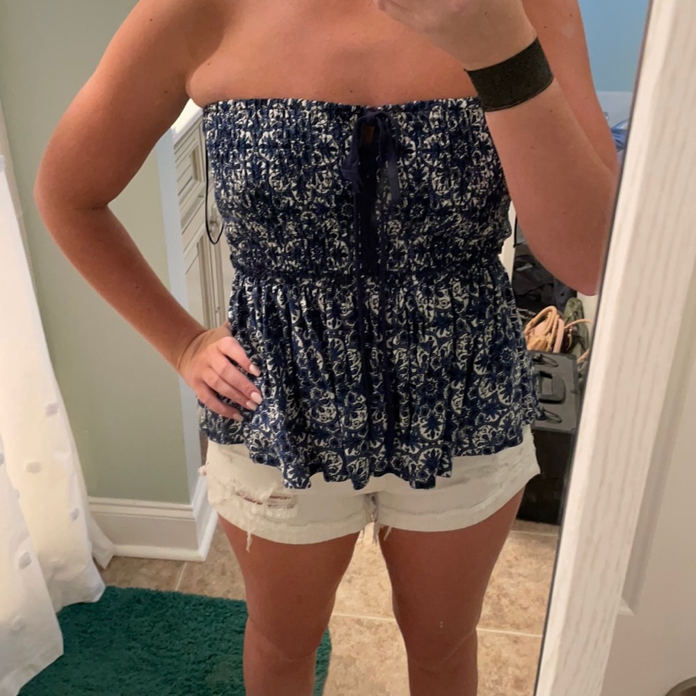 Blue and white strapless top